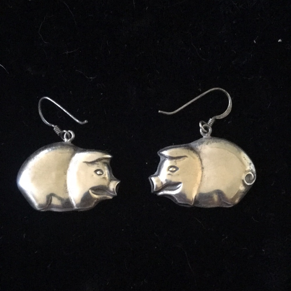Donated Sterling Silver double sided Pig Earrings.